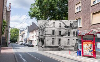 Bergiusstraße / Karlstraße